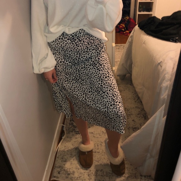 SHEIN Slit Skirt - Picture 1 of 2